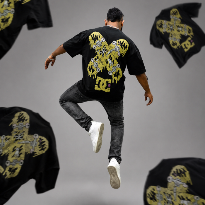 The Skator - Oversized Graphic Tee