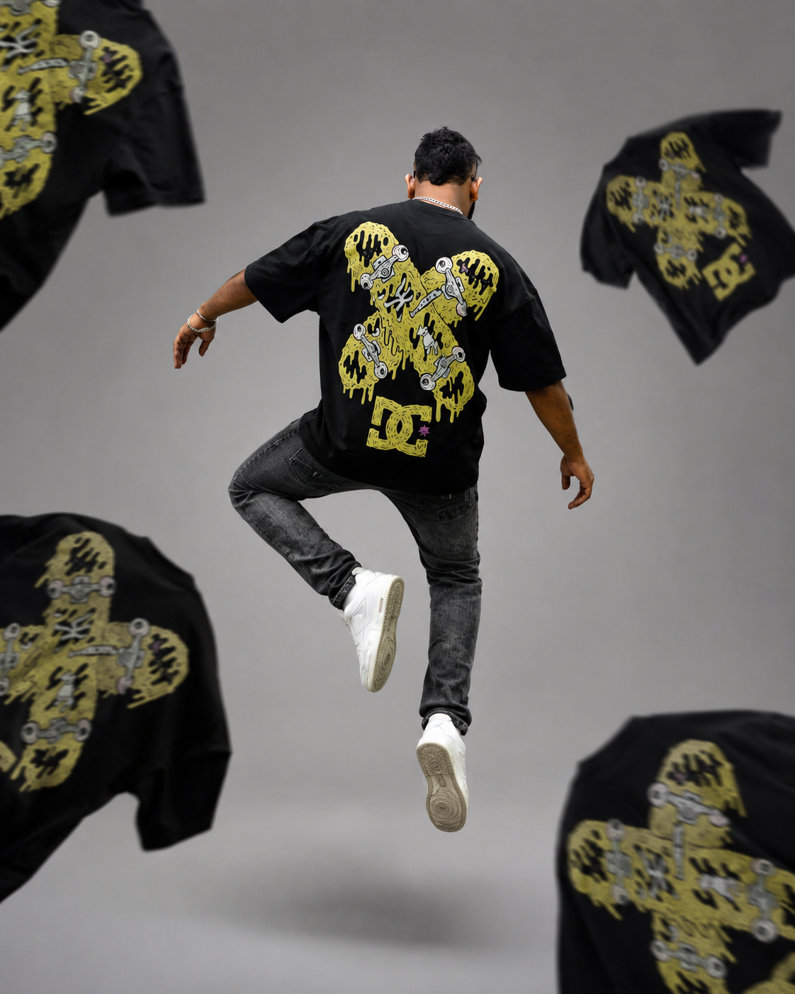 The Skator - Oversized Graphic Tee